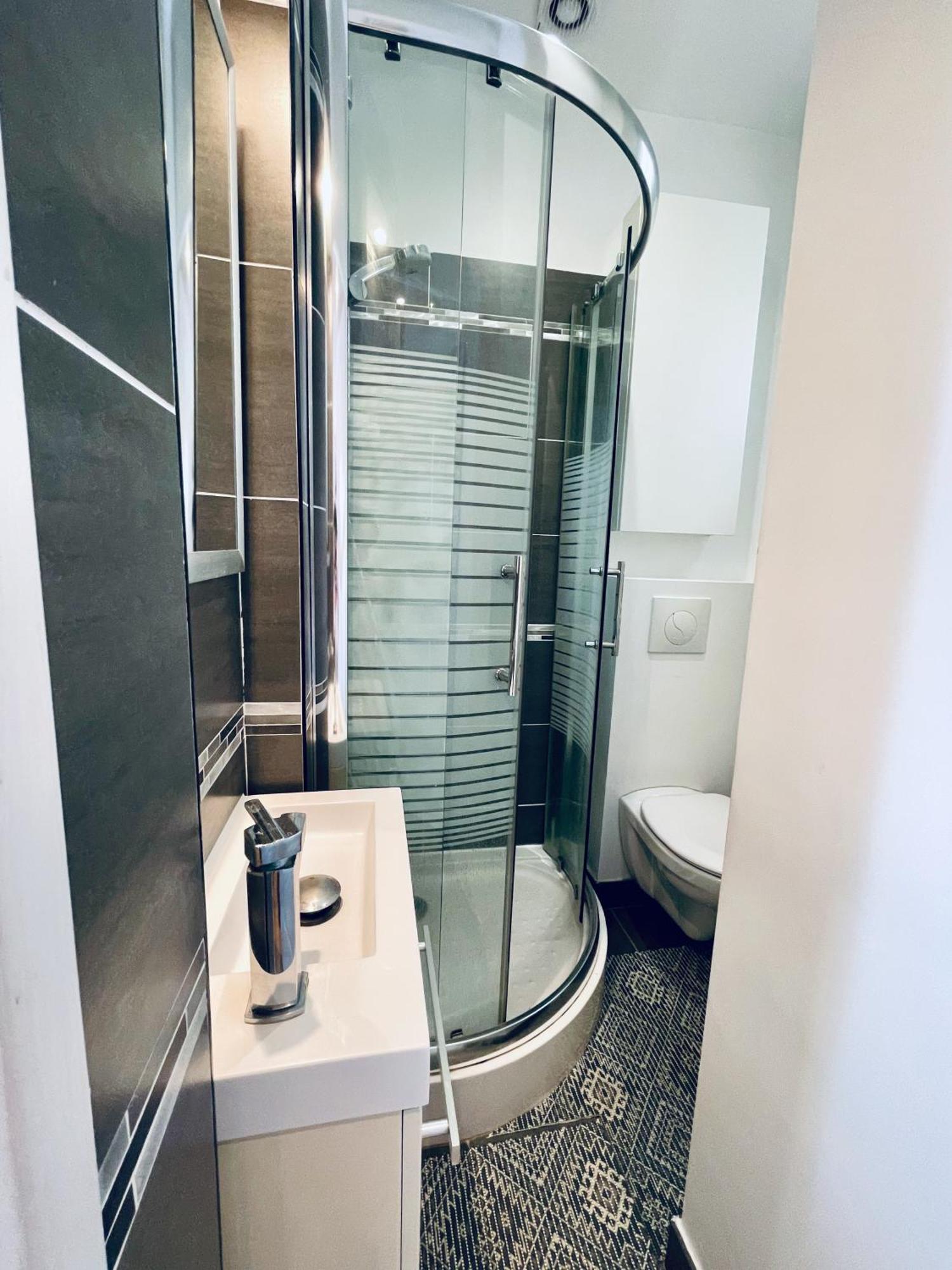 A 10 Min De La Defense Et A 20 Min De Paris Apartment Сюрен Екстериор снимка